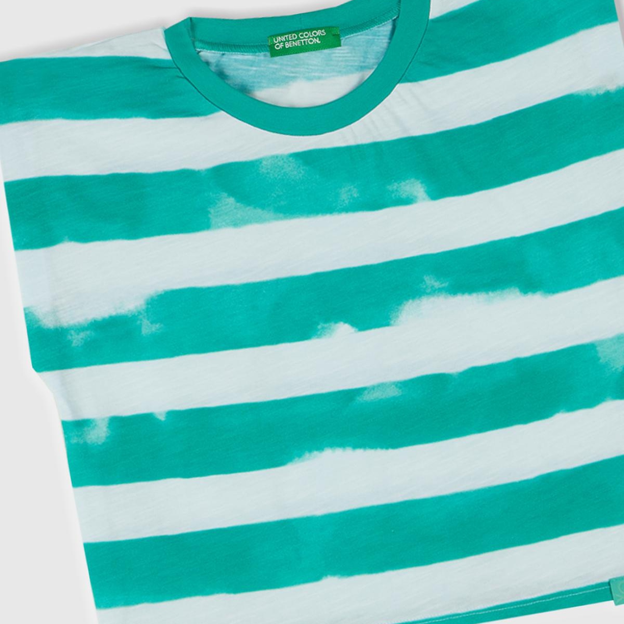 Kız Çocuk Yeşil Çizgili Boynu Nervürlü Logo Etiketi Detaylı Kolsuz T-Shirt