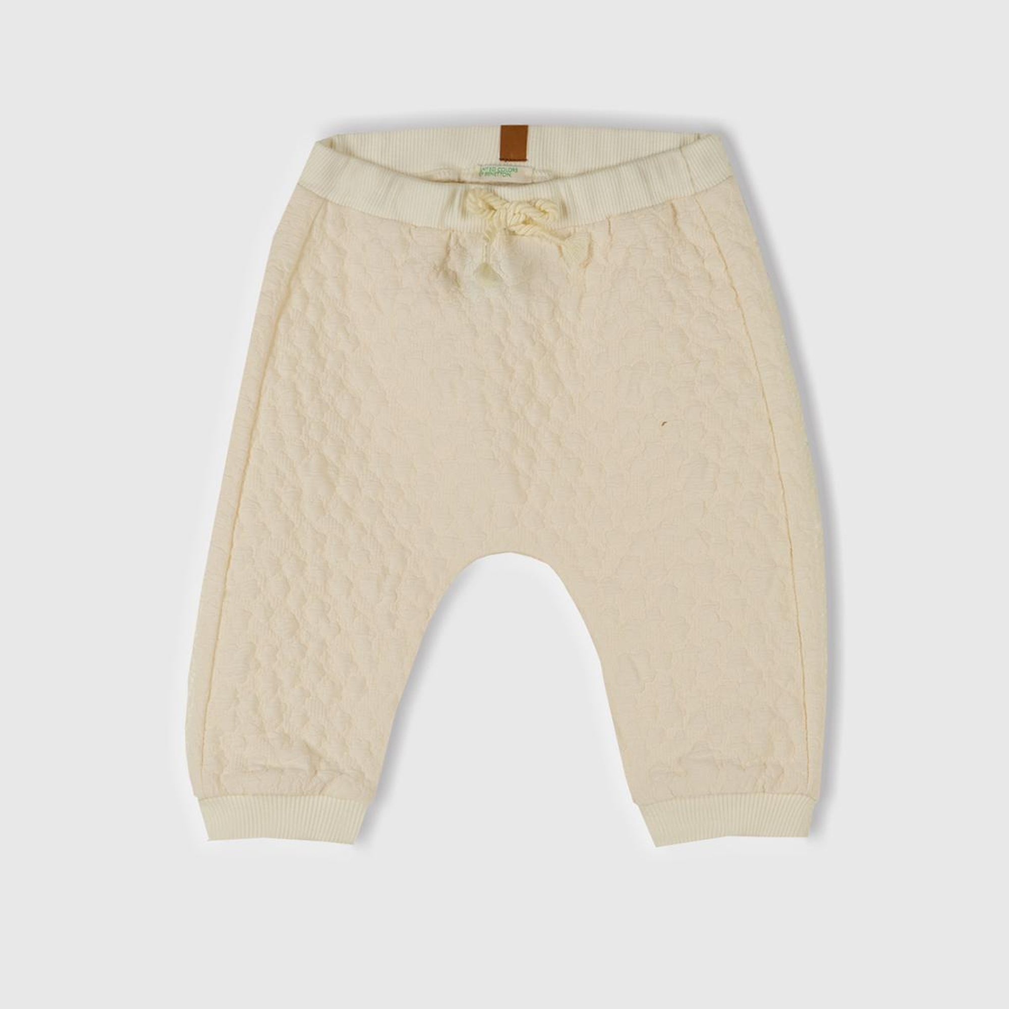 Bebek Ekru Jakarlı Logo Detaylı Dekoratif İpli Ribanalı Eşofman Altı