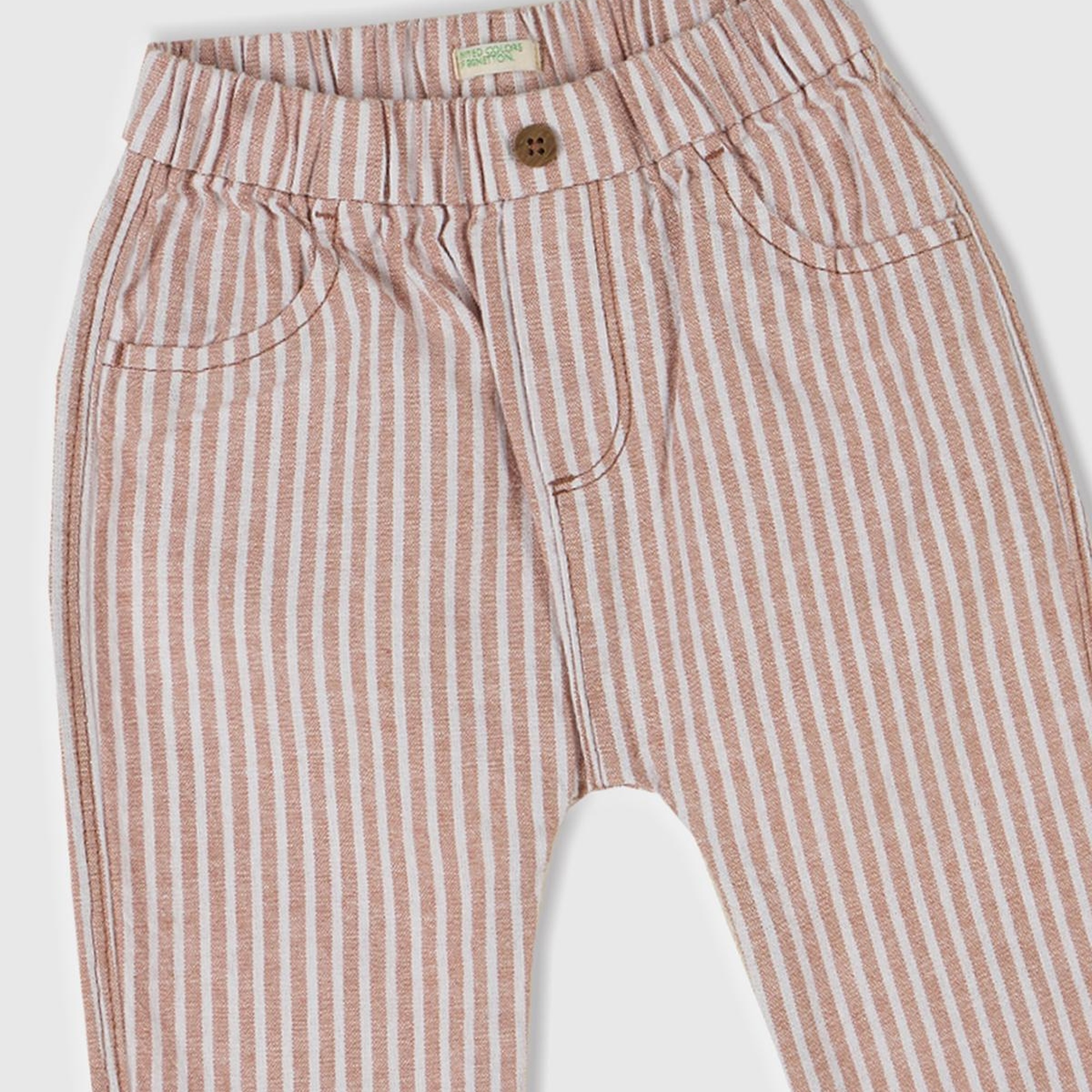 Bebek Bej Çizgili Arkası Logolu Yama Cepli Beli Lastikli Pantolon