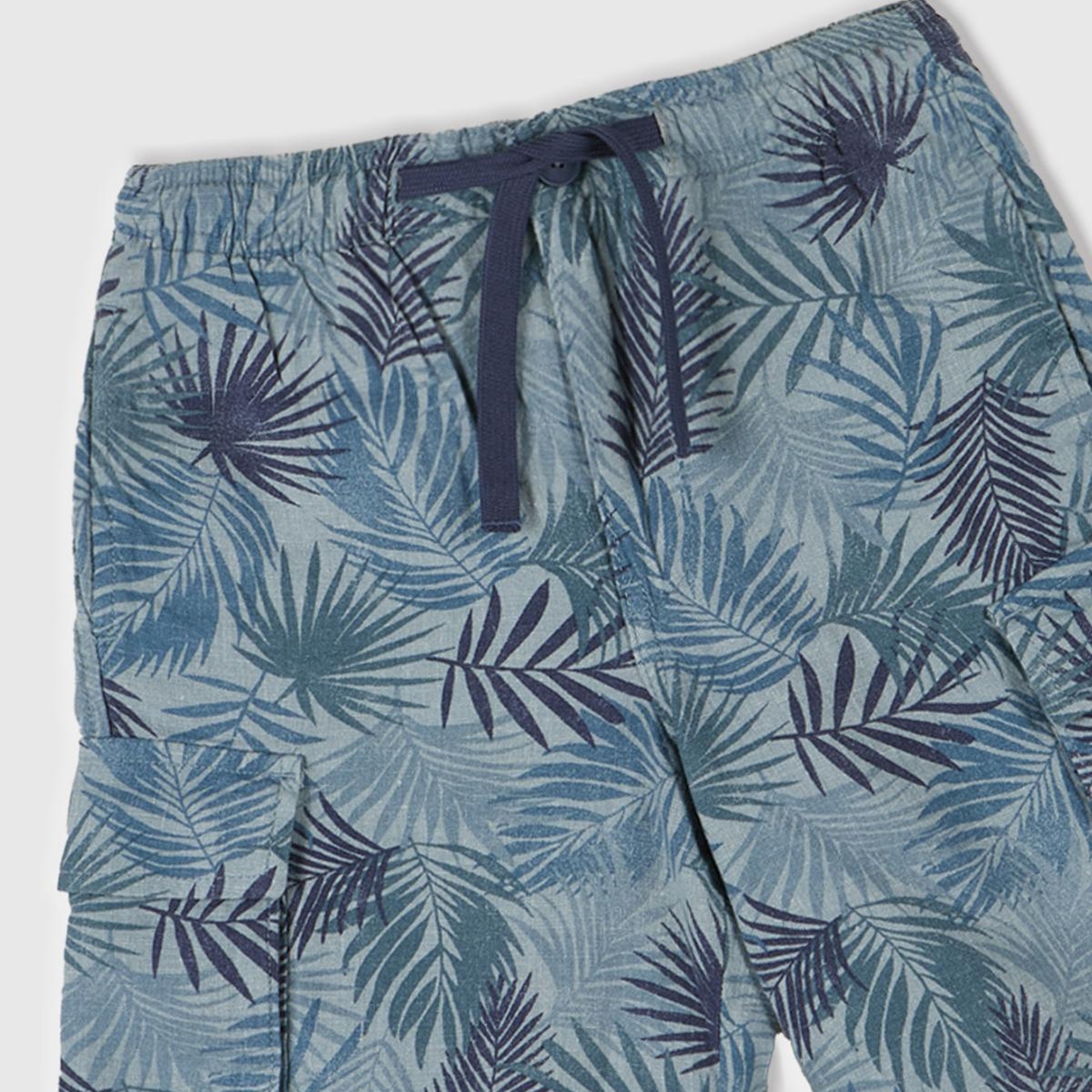 Erkek Çocuk Havacı Mavi Tamamı Desenli Büzgü İpli Kapak Cep Detaylı Bermuda Şort