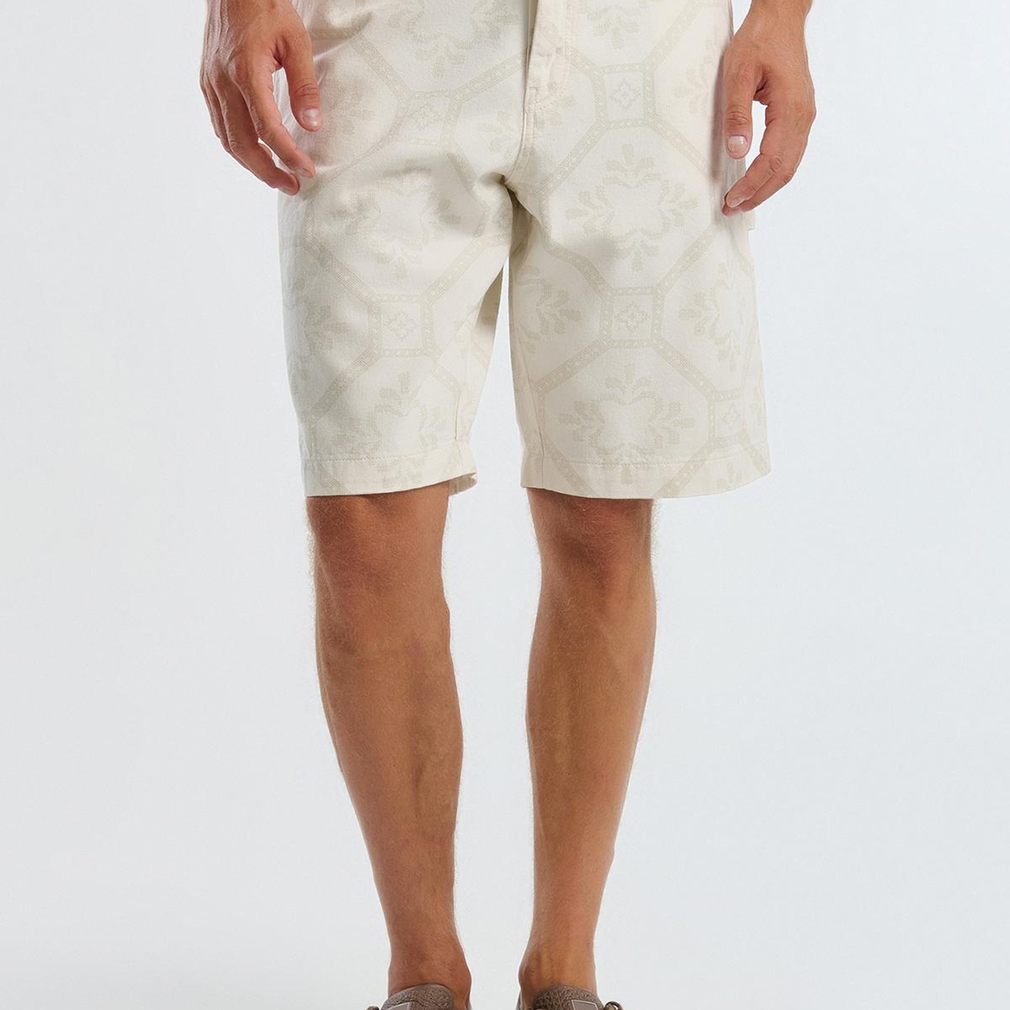 Erkek Beyaz %100 Koton Desenli Regular Fit Bermuda Şort