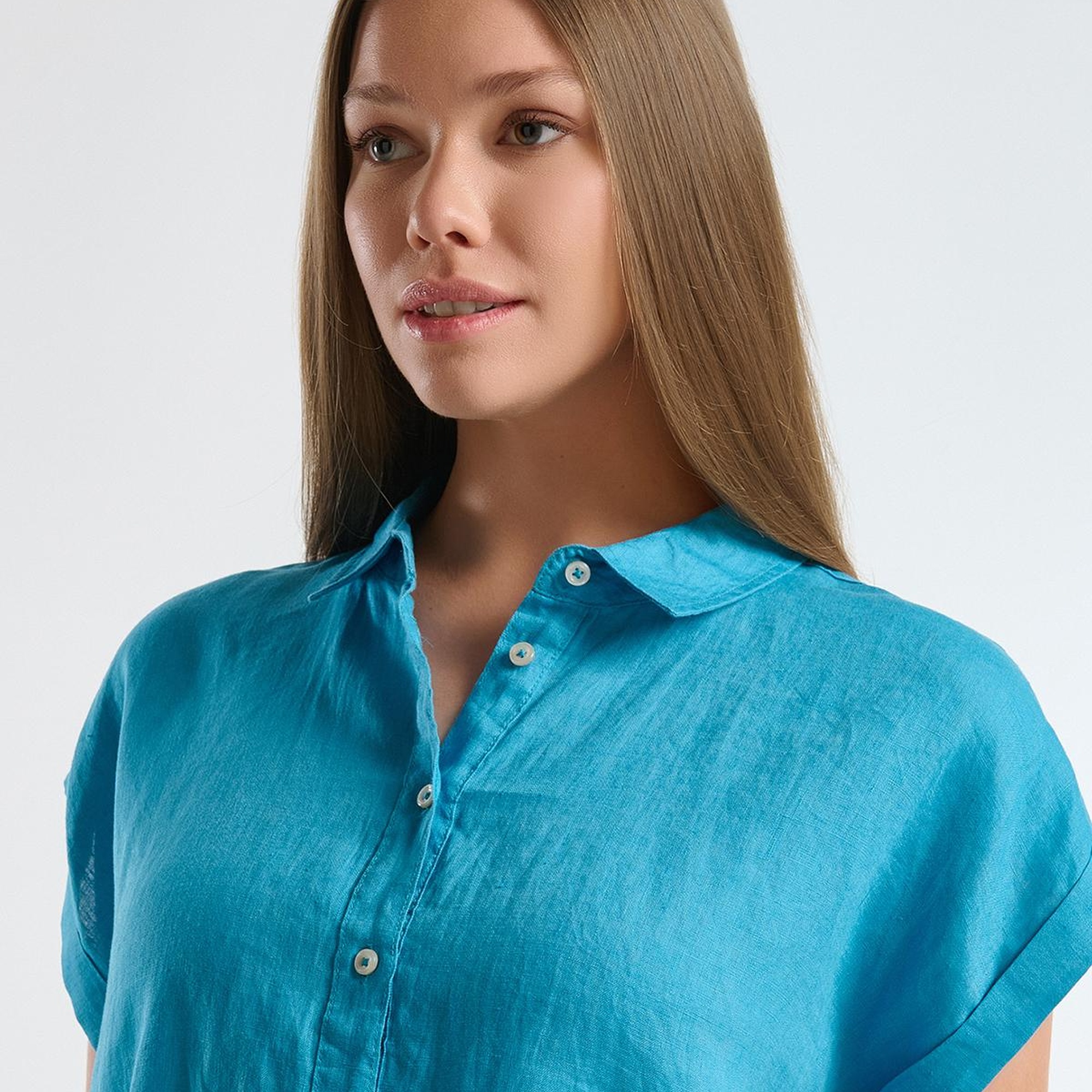 Kadın Mavi %100 Keten Omuz Detaylı Kısa Kollu Gömlek