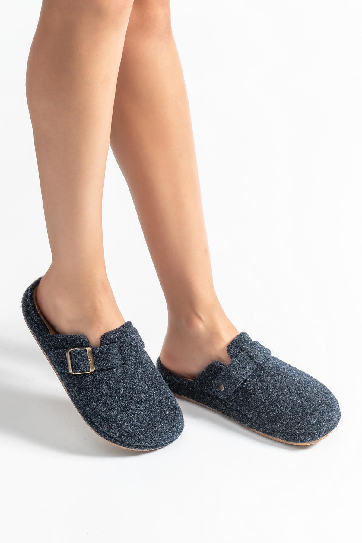  Tuana Kadın,Garson Boy Ev Terliği Lacivert 36/40