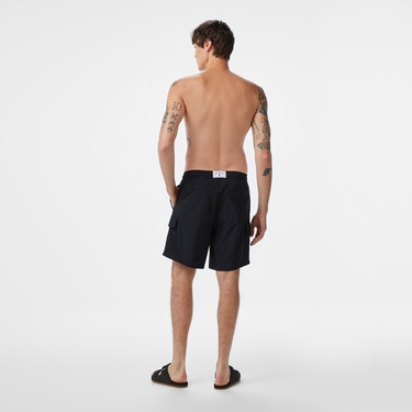  Guess Erkek Siyah Deniz Şortu