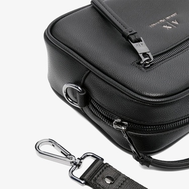  Armani Exchange Erkek Siyah El Çantası