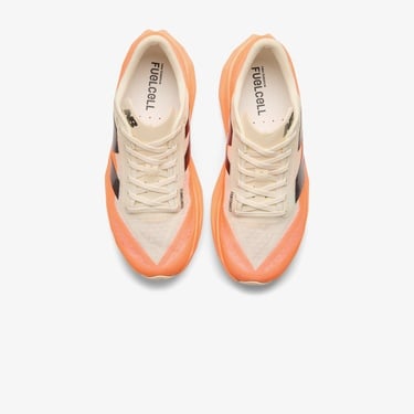  New Balance Rebel V4 Erkek Krem Koşu Ayakkabısı