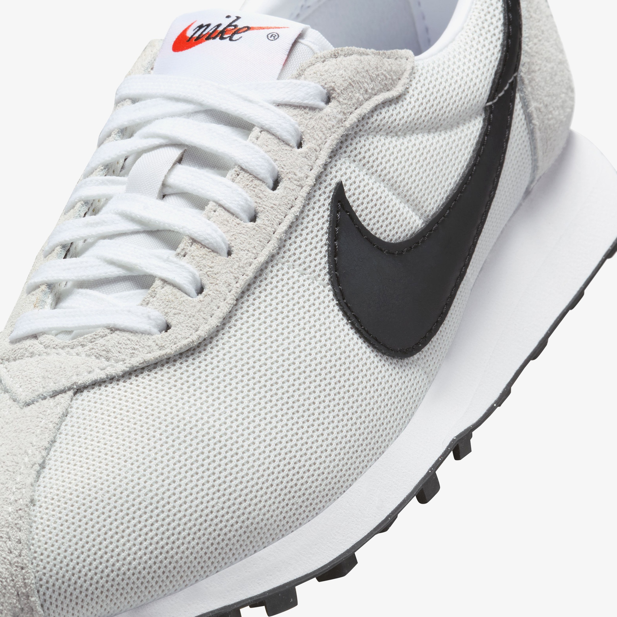 Nike LD-1000 Kadın Beyaz Spor Ayakkabı