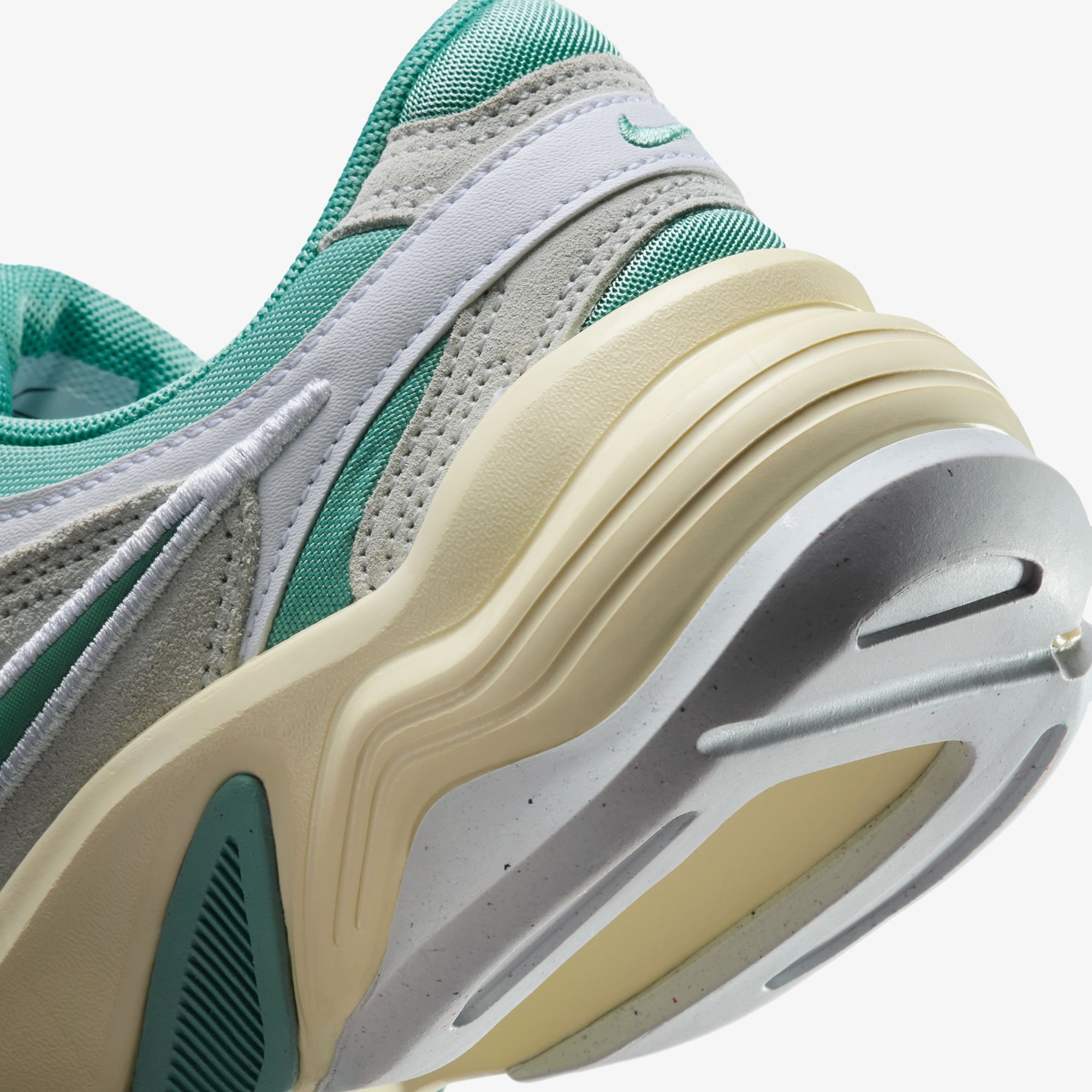 Nike AL8 Kadın Yeşil Spor Ayakkabı