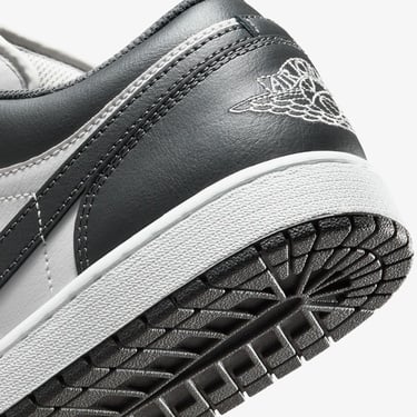  Jordan Air 1 Low Erkek Gri Spor Ayakkabı
