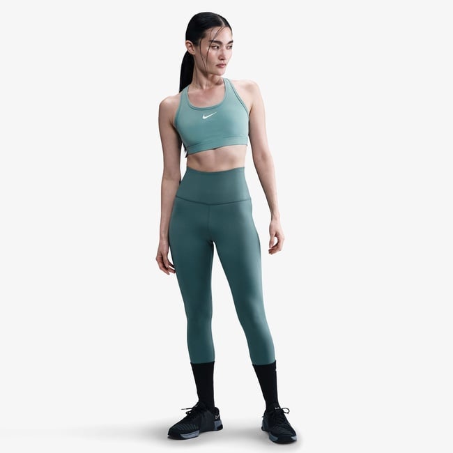  Nike Swoosh Medium Support Kadın Yeşil Bra
