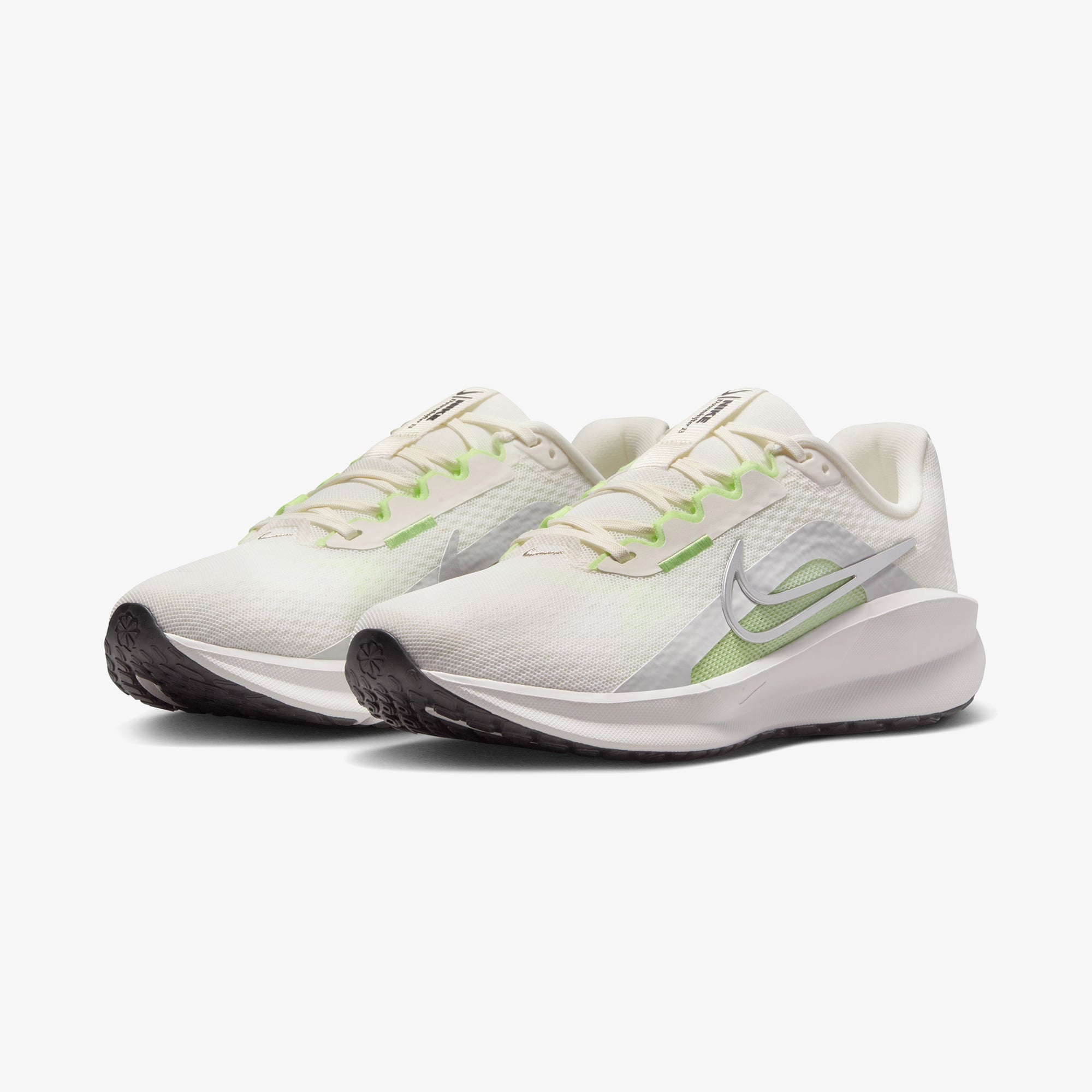 Nike Downshifter 13 Kadın Krem Rengi Koşu Ayakkabısı