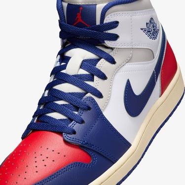  Jordan Air 1 Mid Erkek Beyaz Spor Ayakkabı