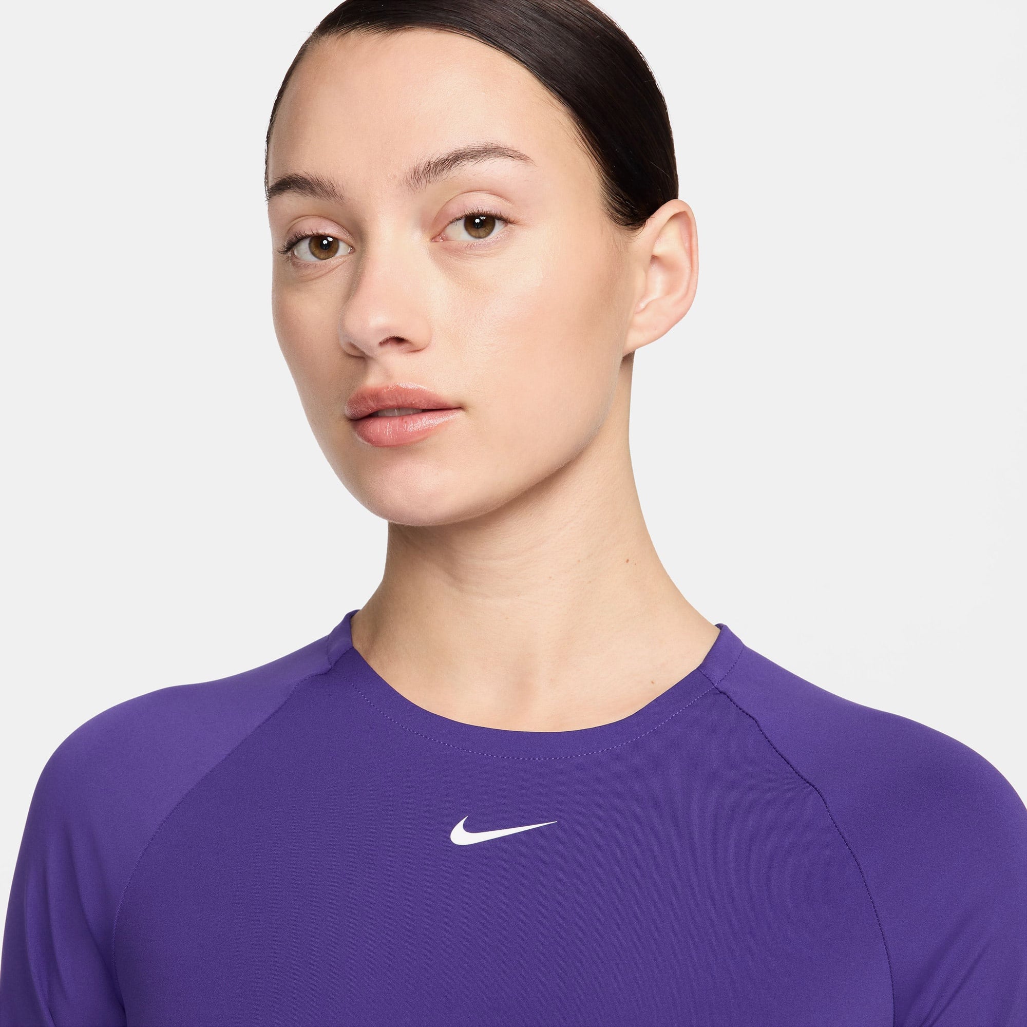 Nike Pro Dri-Fit 365 Kadın Mor Crop T-Shirt