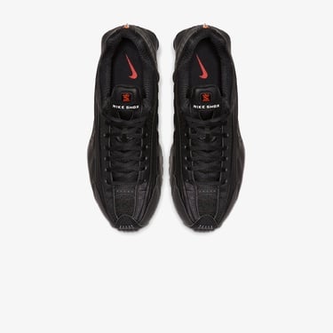  Nike Shox R4 Kadın Siyah Spor Ayakkabı