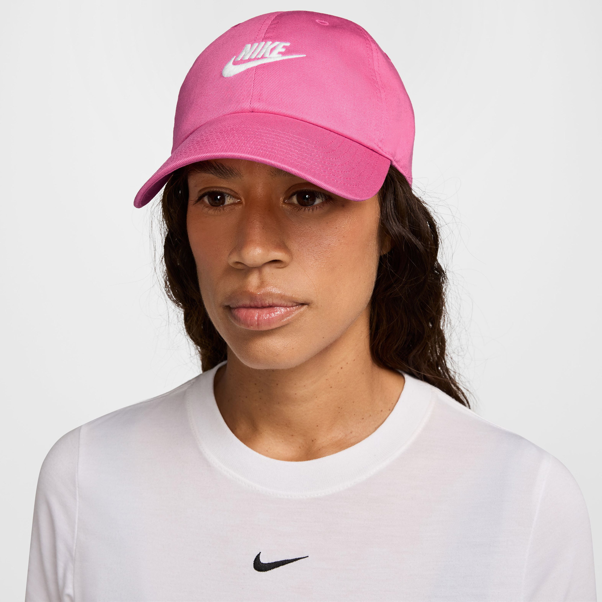  Nike Club Futura Swoosh Unisex Pembe Şapka