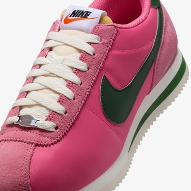  Nike Cortez Kadın Pembe Spor Ayakkabı