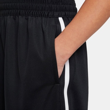  Nike Dri-Fit DNA Çocuk Siyah Şort