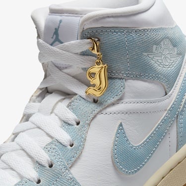  Jordan Air 1 Mid SE Kadın Beyaz Spor Ayakkabı