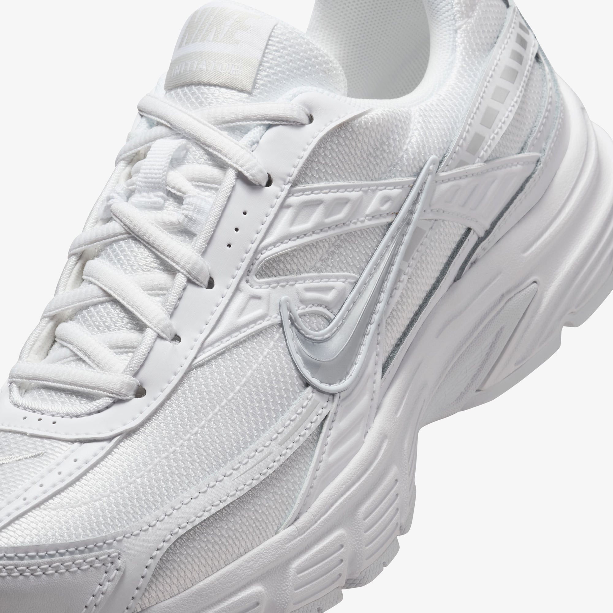 Nike Initiator Kadın Beyaz Spor Ayakkabı - Görsel 9