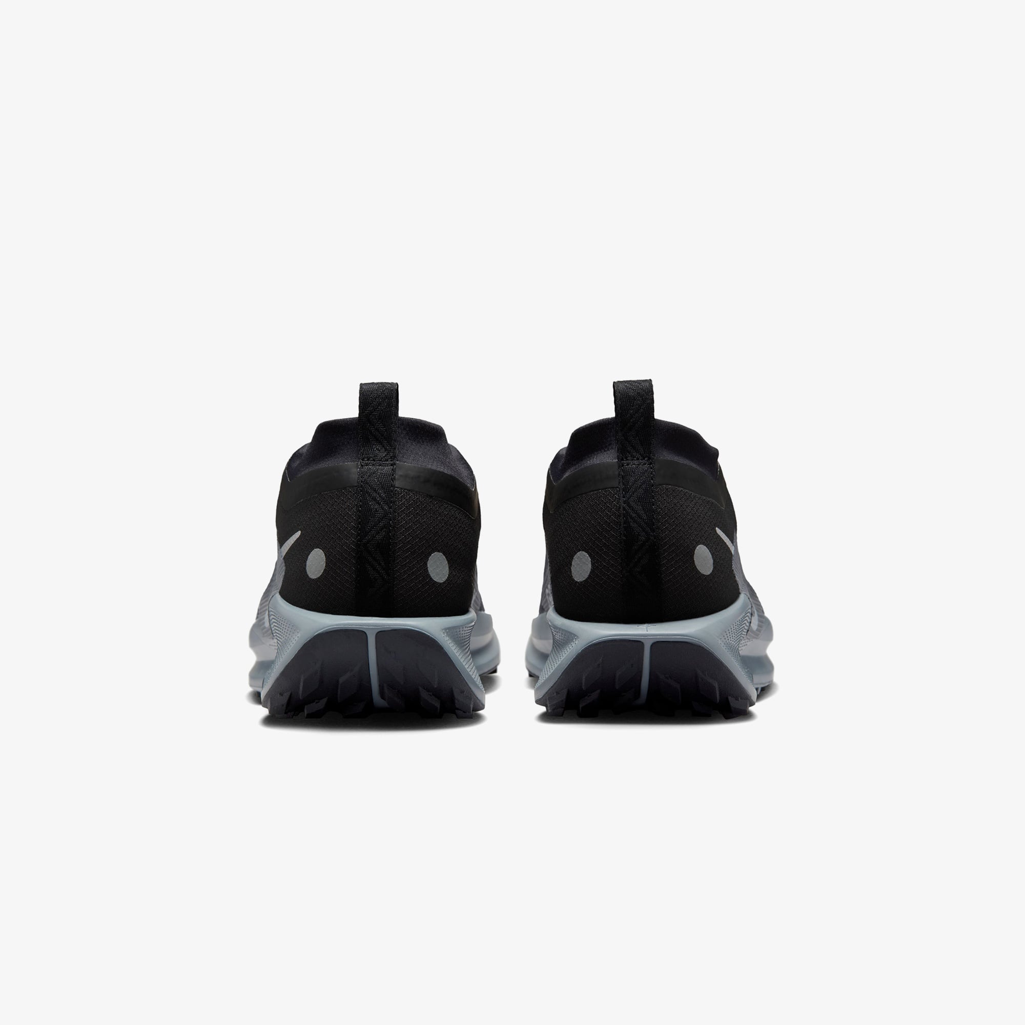 Nike Pegasus Trail 5 Gore-Tex Erkek Siyah Koşu Ayakkabısı