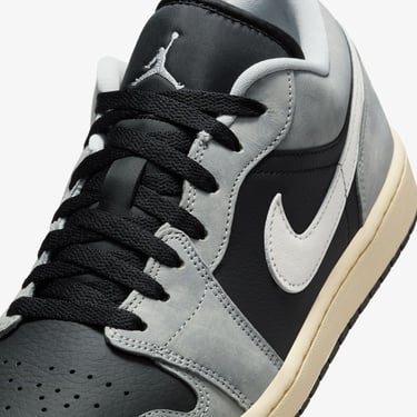  Jordan Air 1 Low SE Erkek Gri Spor Ayakkabı