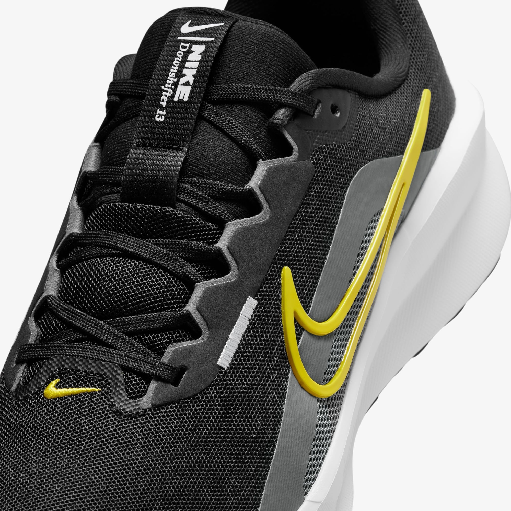 Nike Downshifter 13 Erkek Siyah Koşu Ayakkabısı