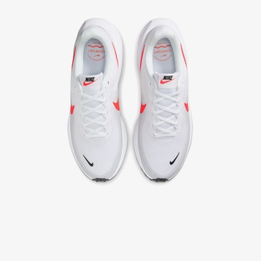  Nike Revolution 8 Erkek Beyaz Koşu Ayakkabısı