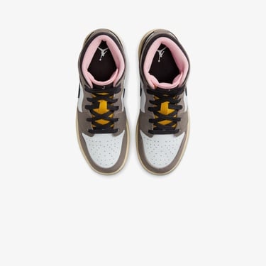  Jordan Air 1 Mid SE Genç Çocuk Beyaz Spor Ayakkabı