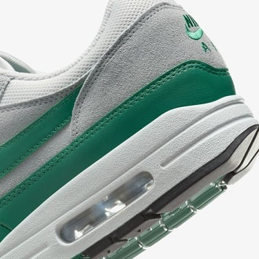  Nike Air Max 1 Essential Erkek Gri Spor Ayakkabı
