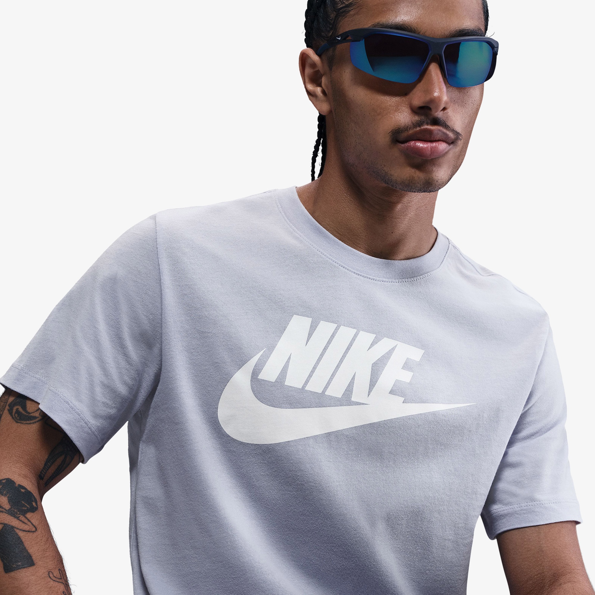 Nike Sportswear Icon Futura Erkek Gri T-Shirt