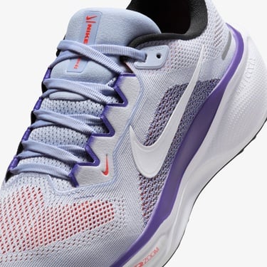  Nike Air Zoom Pegasus 41 Kadın Gri Koşu Ayakkabısı