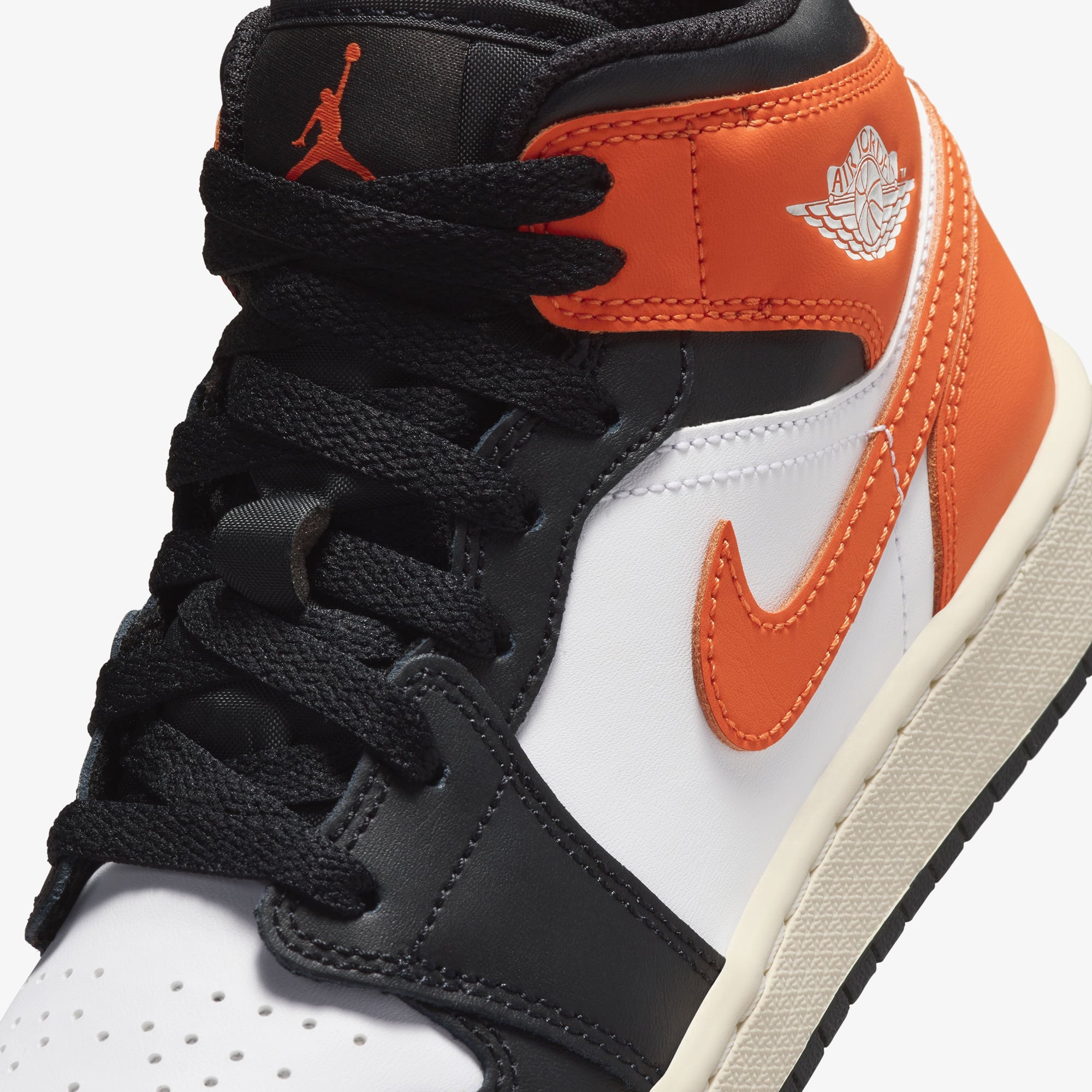 Jordan Air 1 Mid Turuncu Spor Ayakkabı