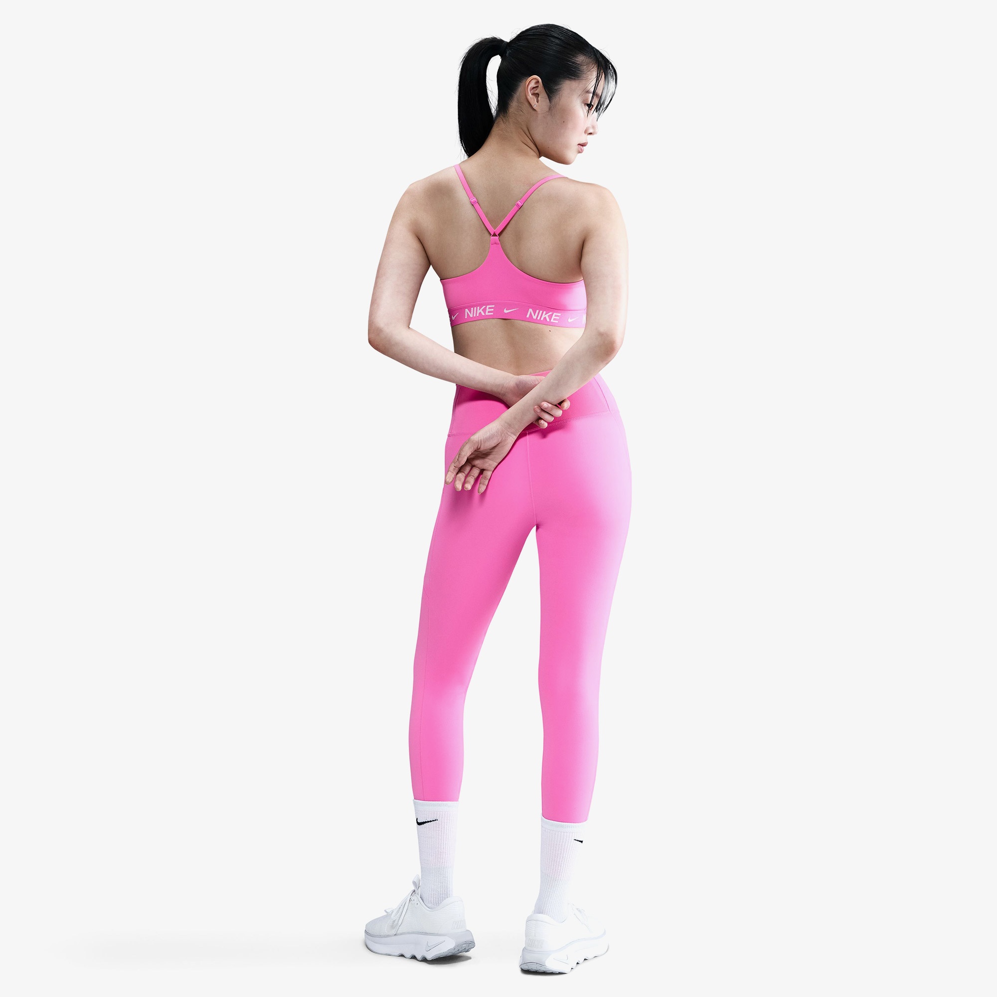 Nike Dri-Fit Indy Light Support Kadın Pembe Bra
