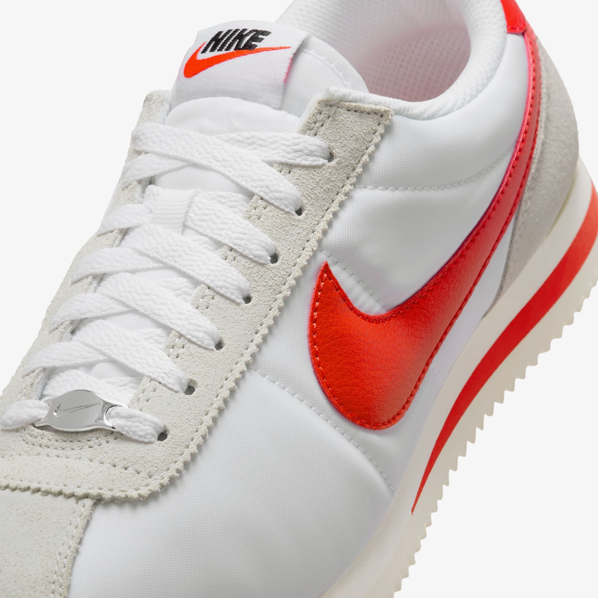 Nike Cortez Kadın Beyaz Spor Ayakkabı