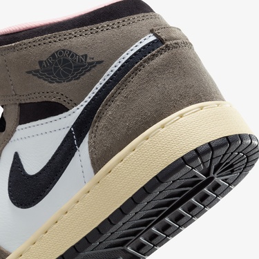  Jordan Air 1 Mid SE Genç Çocuk Beyaz Spor Ayakkabı