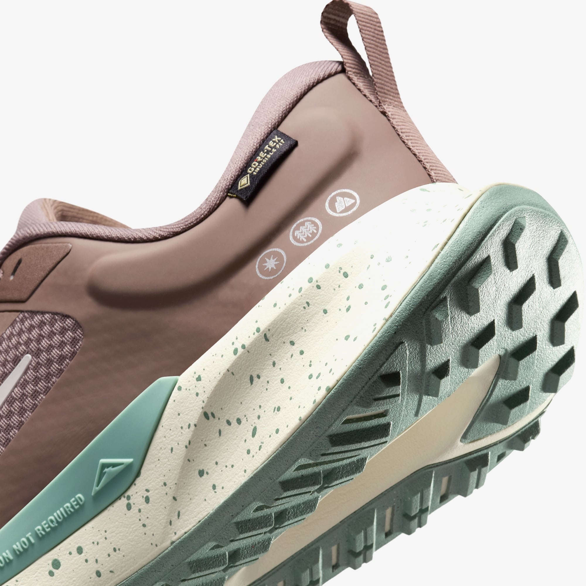 Nike Juniper Trail 2 Gore-Tex Kadın Kahverengi Koşu Ayakkabısı