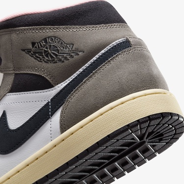  Jordan Air 1 Mid SE Erkek Beyaz Spor Ayakkabı