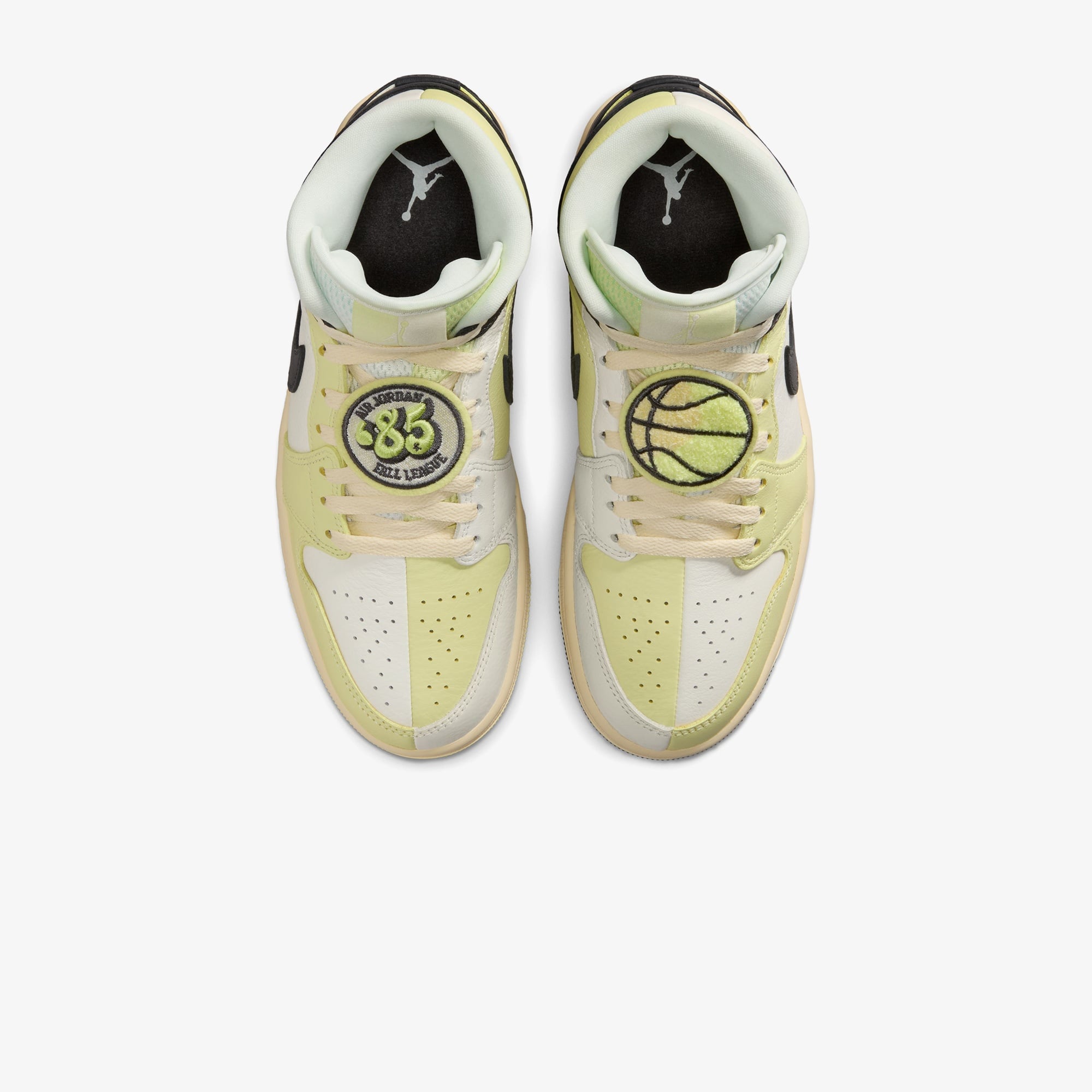 Jordan Air 1 Mid SE Kadın Krem Rengi Spor Ayakkabı