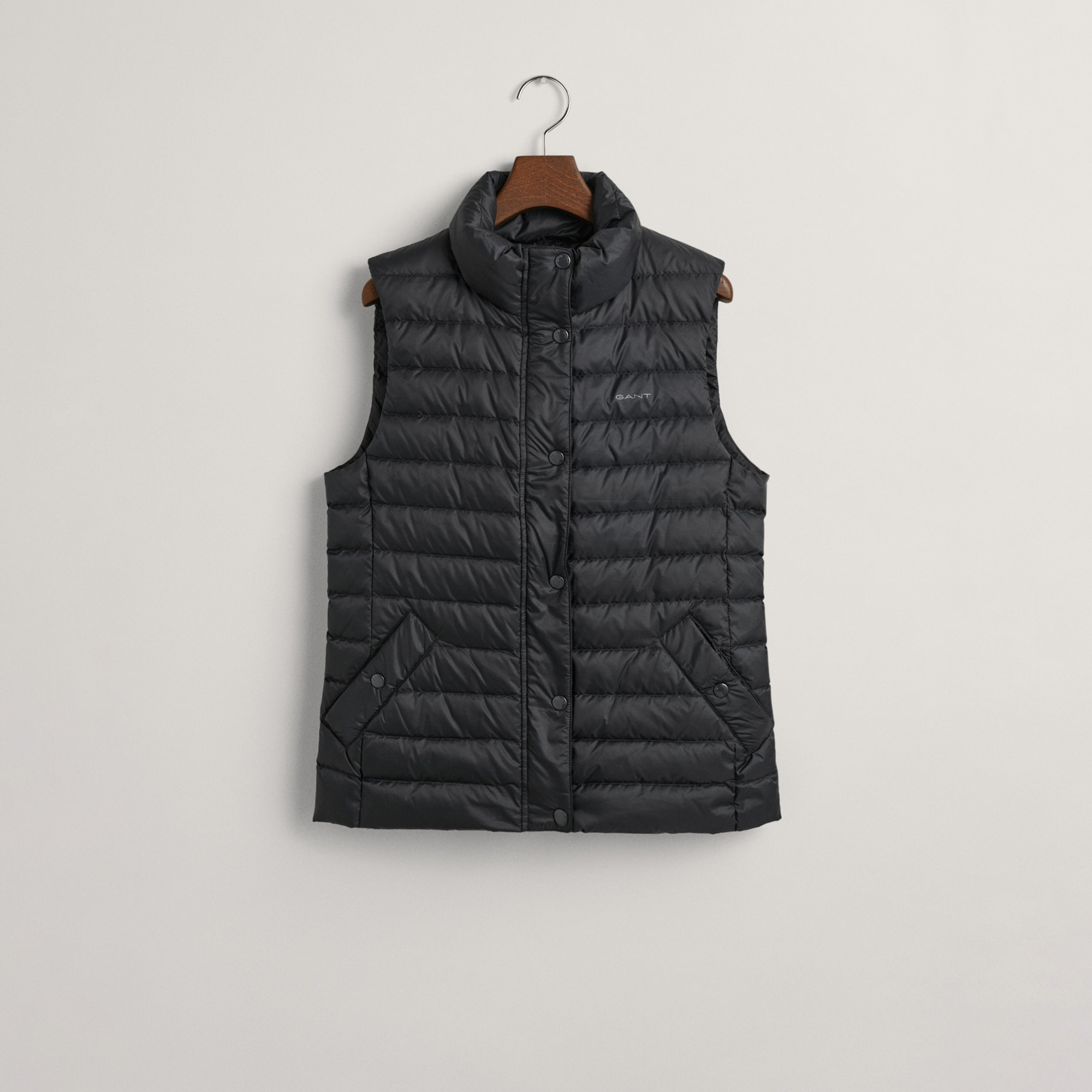 GANT Kadın Siyah Regular Fit Dik Yaka Kapitone Yelek