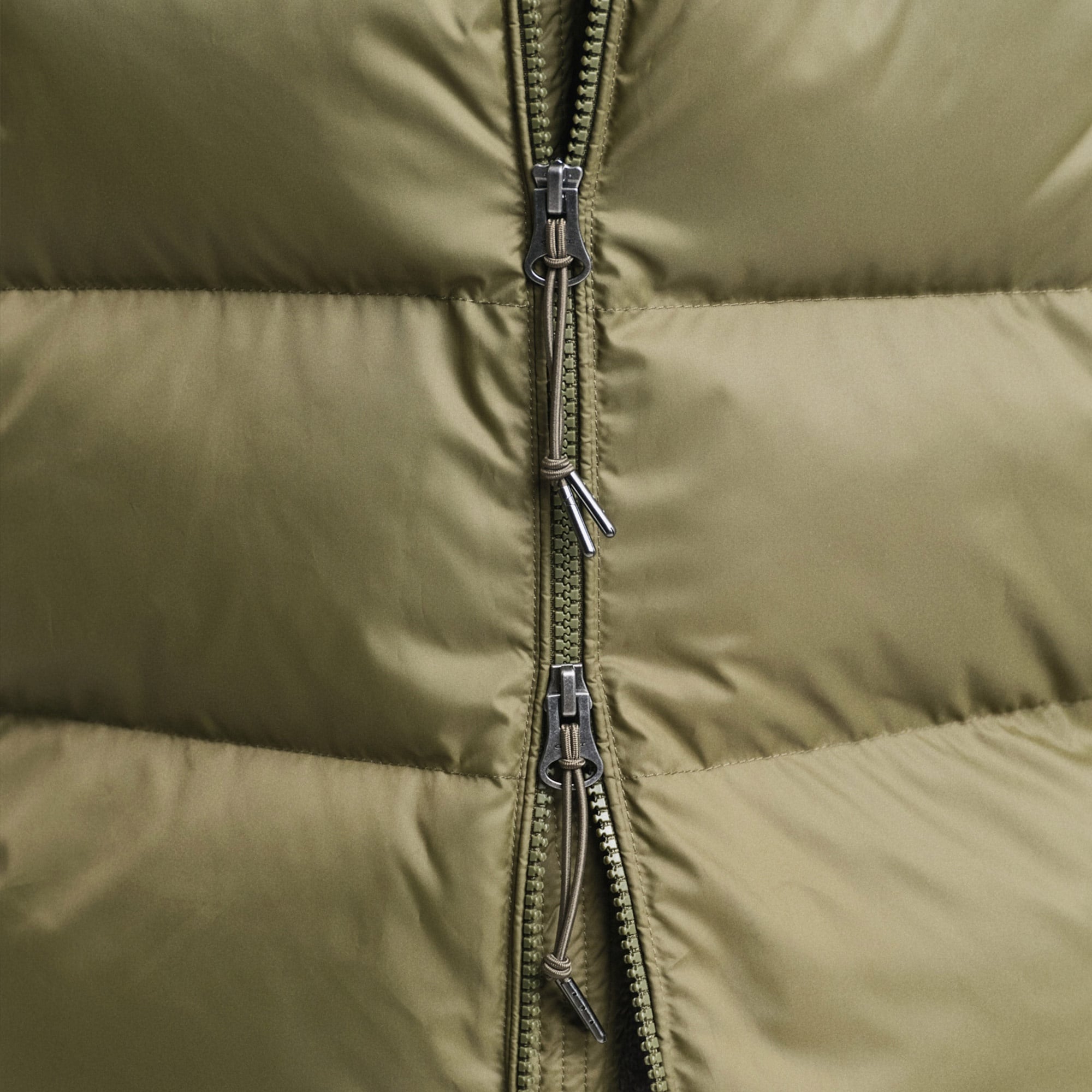 GANT Erkek Yeşil Regular Fit Kapüşonlu Yelek