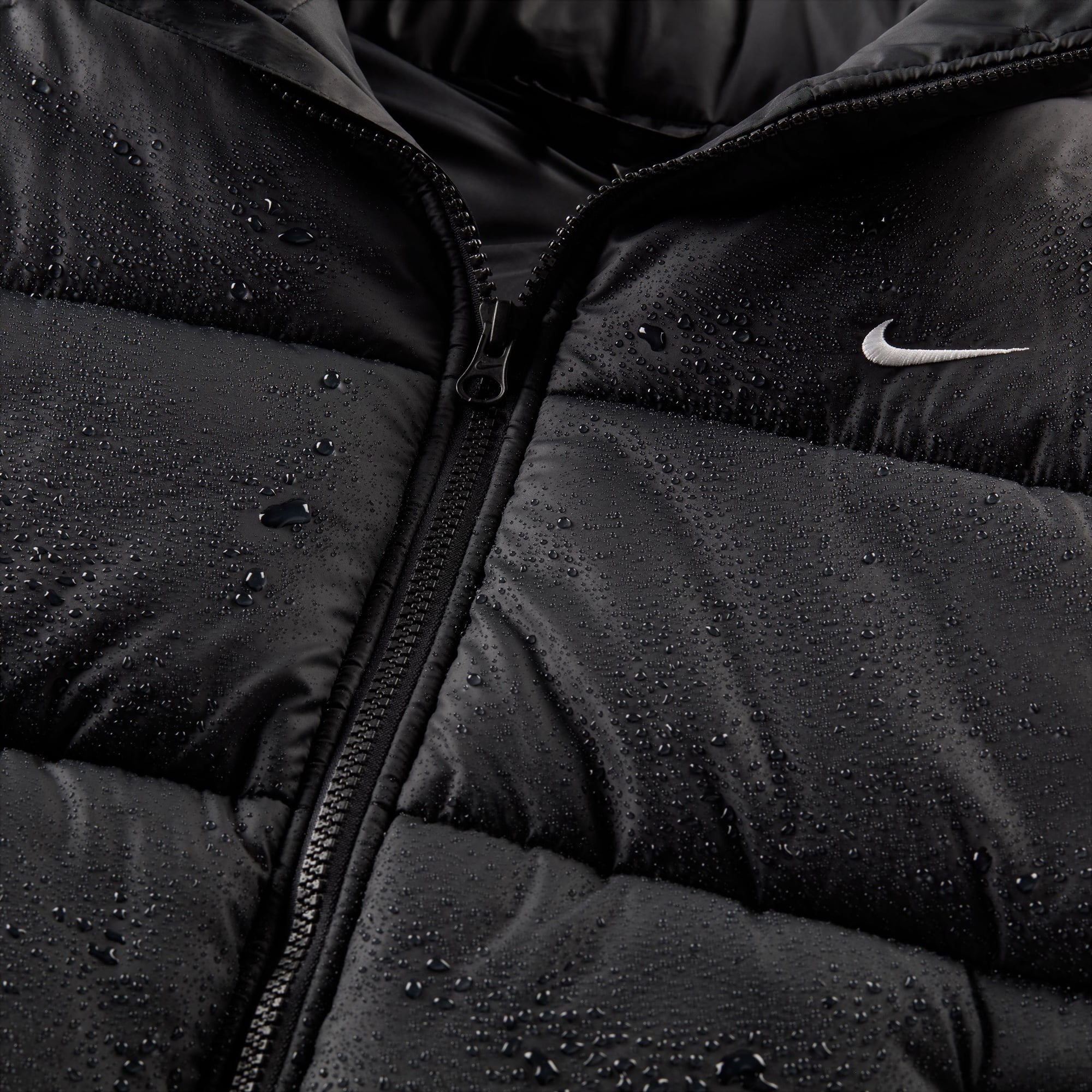Nike Sportswear Therma-Fit Classic Puffer Kadın Siyah Yelek