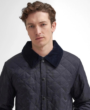  Barbour Liddesdale® Kapitone Regular Fit