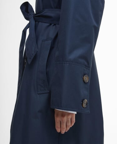  Barbour Beatrix Showerproof Ceket