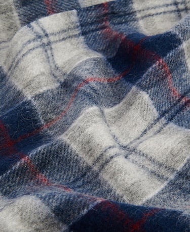  Barbour Tartan Atkı ve Eldiven Hediye Seti