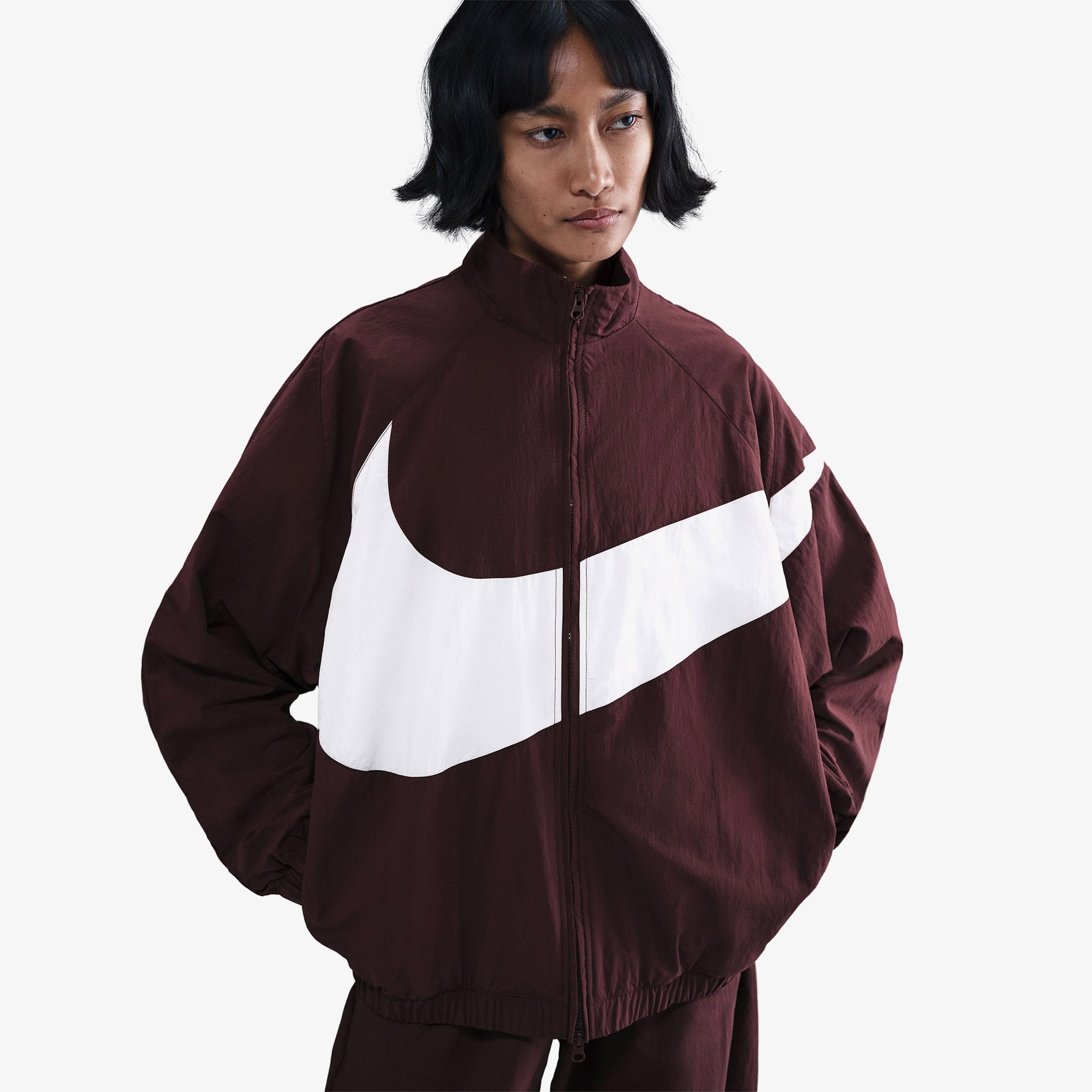 Nike Sportswear Logo Kadın Bordo Ceket