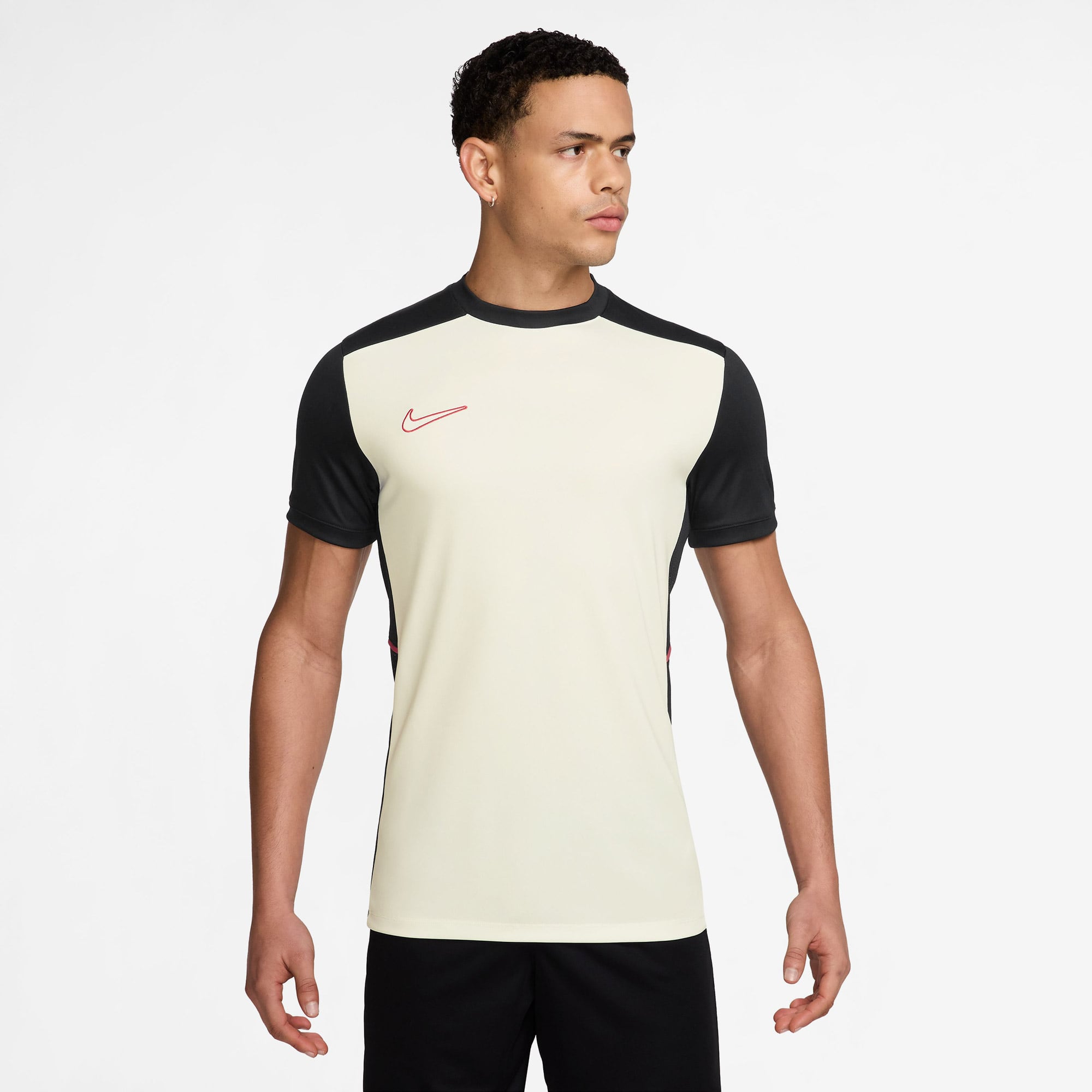  Nike Dri-Fit Academy Erkek Krem Rengi T-Shirt
