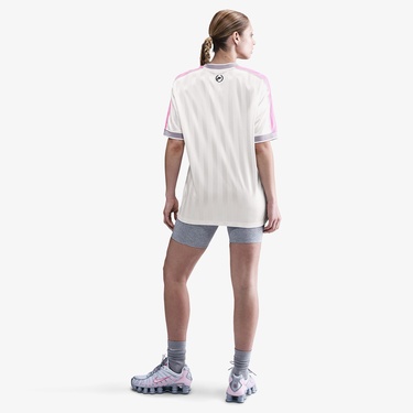  Nike Sportswear Jersey Kadın Beyaz T-Shirt