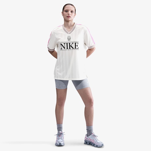  Nike Sportswear Jersey Kadın Beyaz T-Shirt