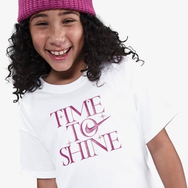  Nike Sportswear Empower Shine Çocuk Beyaz T-Shirt