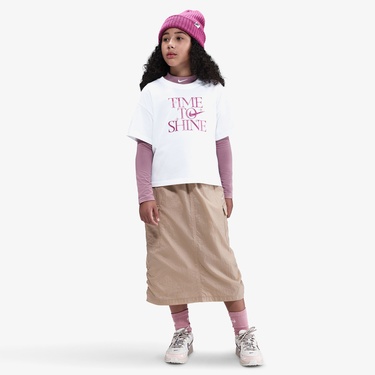  Nike Sportswear Empower Shine Çocuk Beyaz T-Shirt